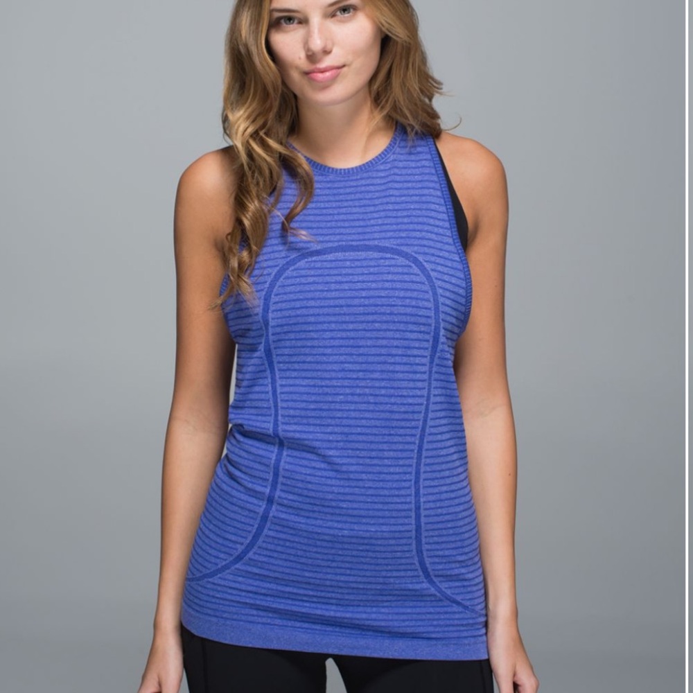Lululemon Run: Swiftly Tech Tank
Rugby Stripe Tonal Heathered Pigment Blue